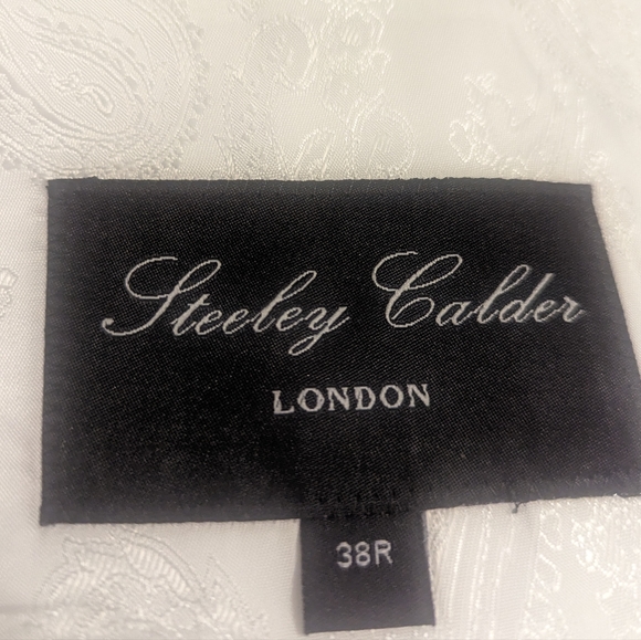 Blazer - Picture 2 of 4